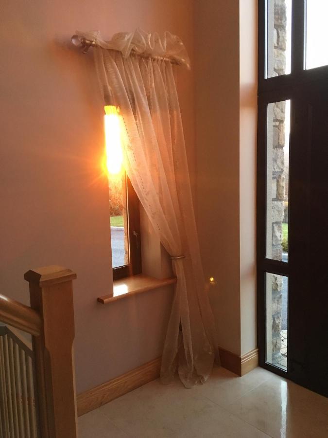 Recess Railway View - Connemara Bed & Breakfast エクステリア 写真