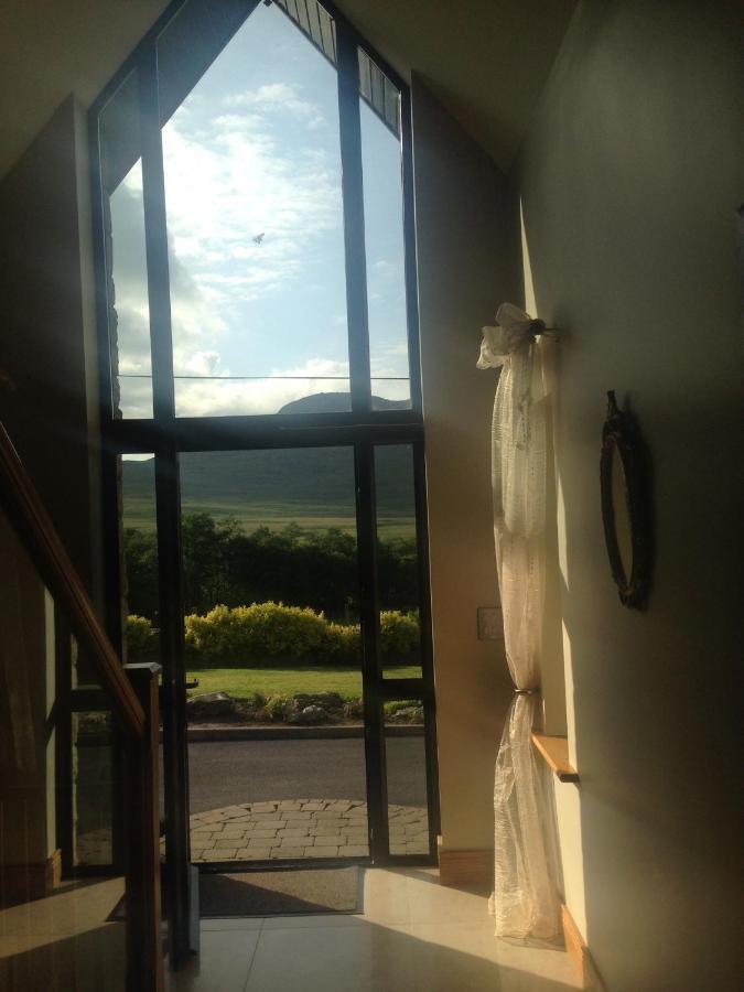 Recess Railway View - Connemara Bed & Breakfast エクステリア 写真