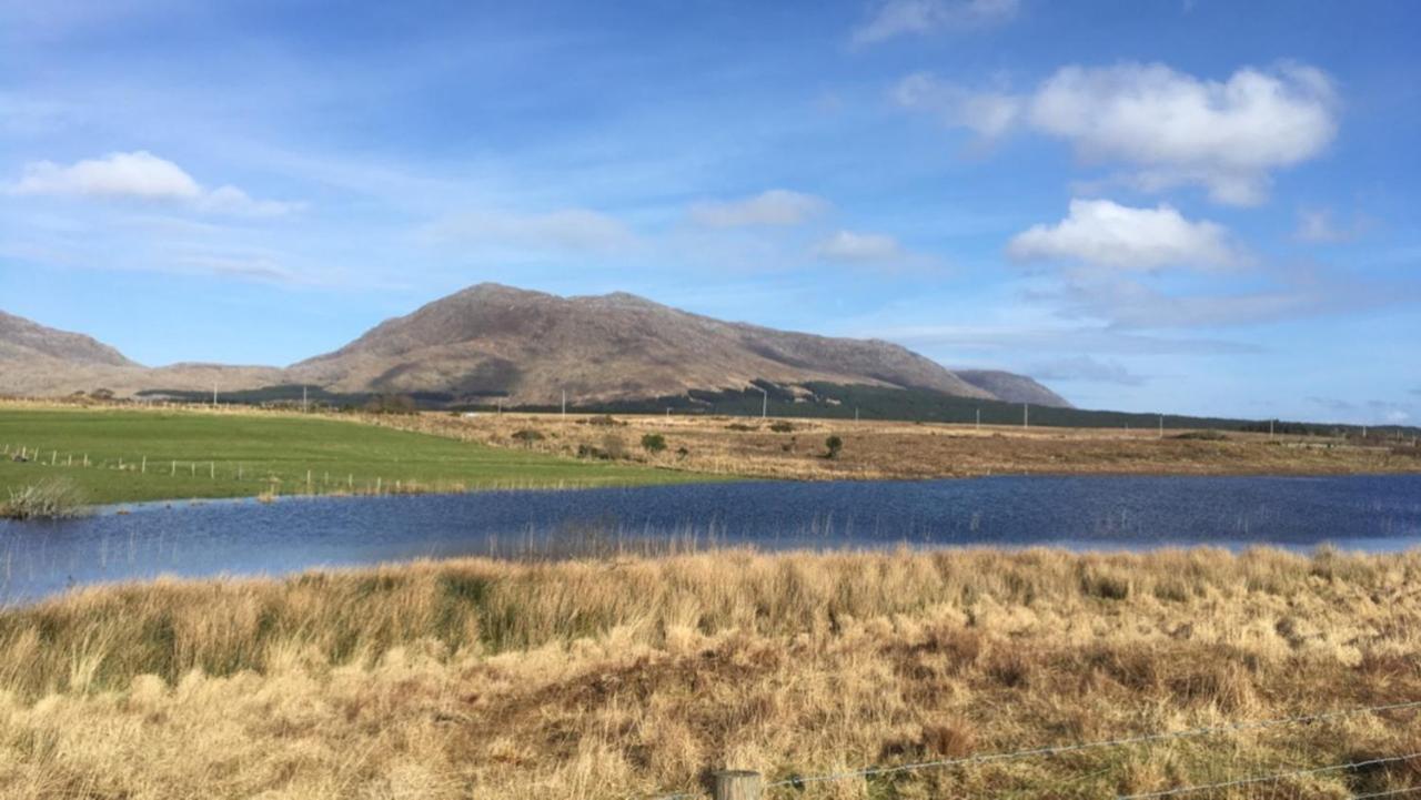 Recess Railway View - Connemara Bed & Breakfast エクステリア 写真